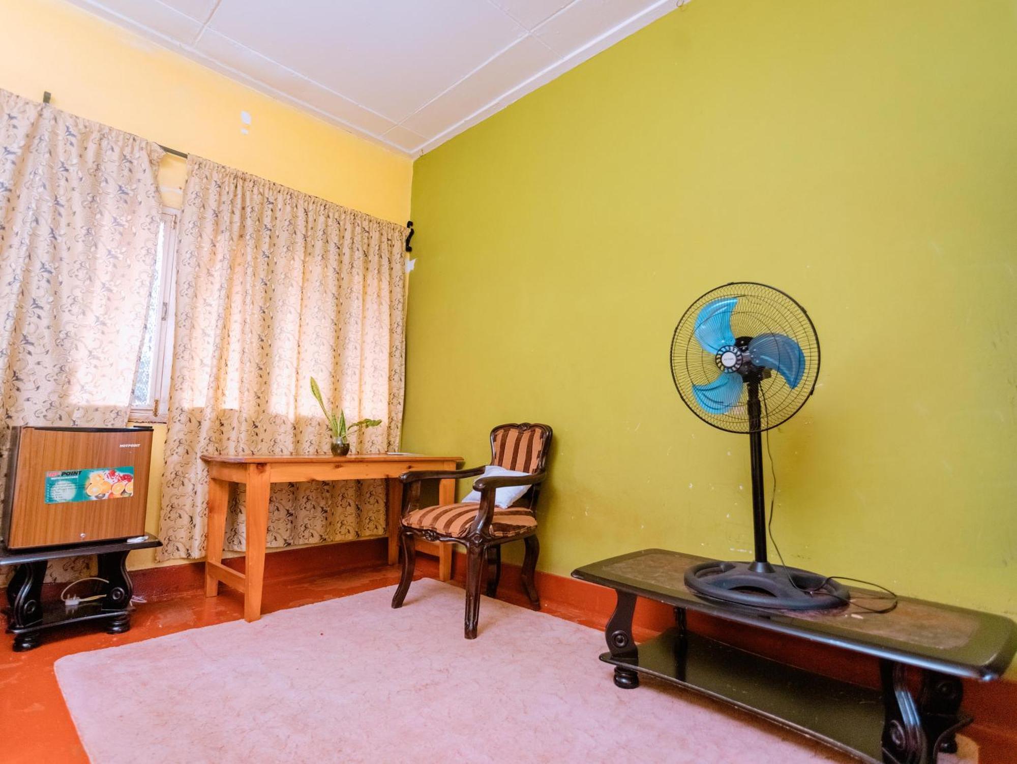 Faraja Homestay: Urban Comfort with Free Wi-Fi Moshi Exterior photo