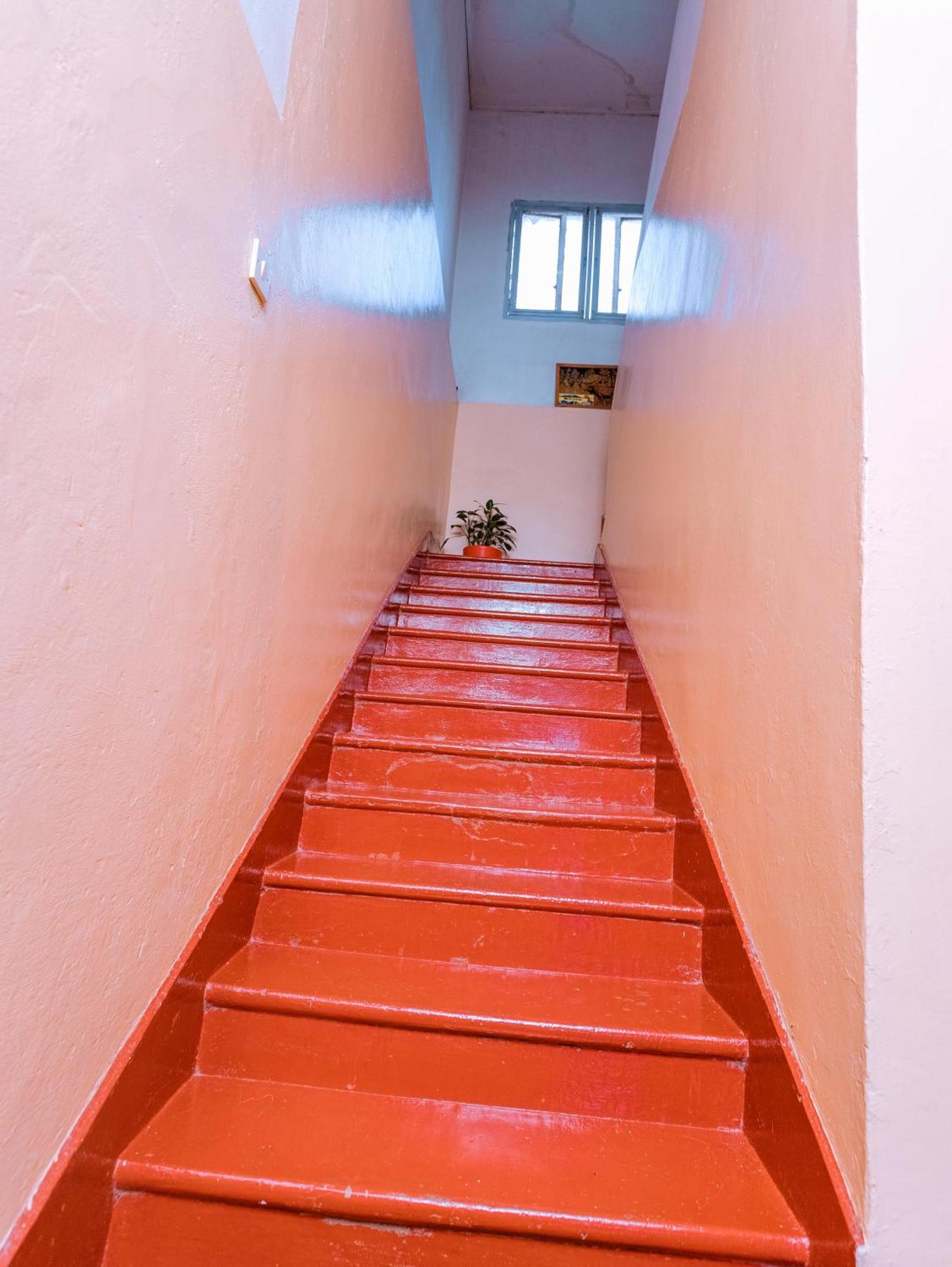 Faraja Homestay: Urban Comfort with Free Wi-Fi Moshi Exterior photo